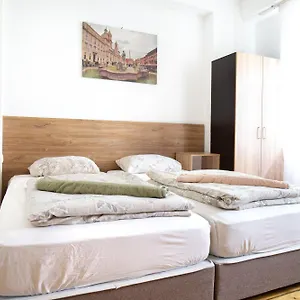** Gasthof En-suite Rooms: Novа In Center Bulgarien